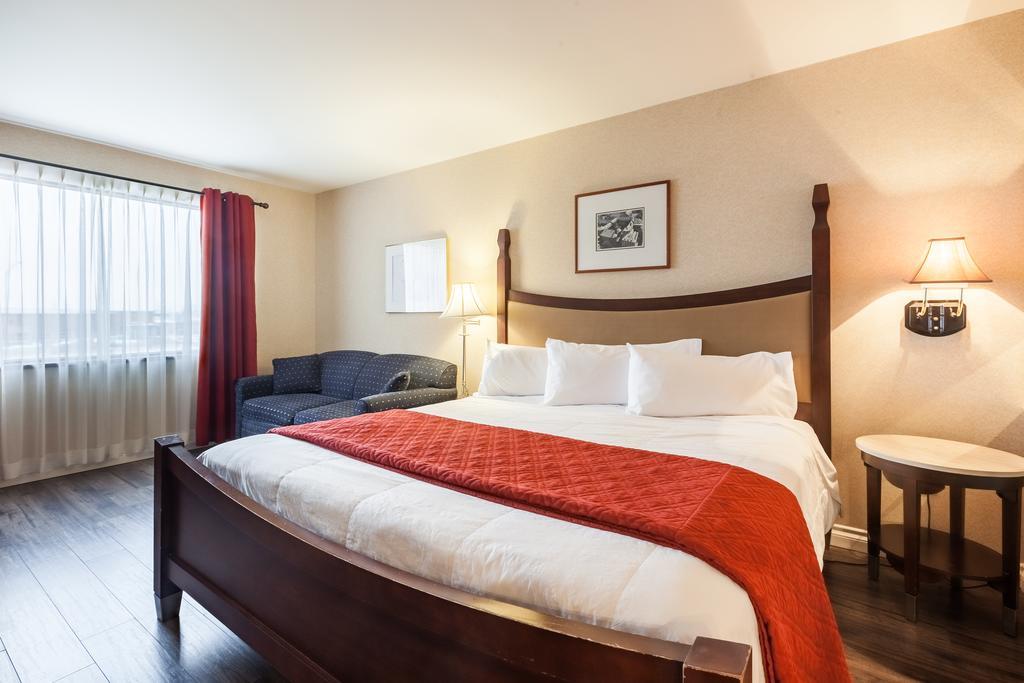 Hotel Ambassadeur Et Suites Quebec City Bilik gambar